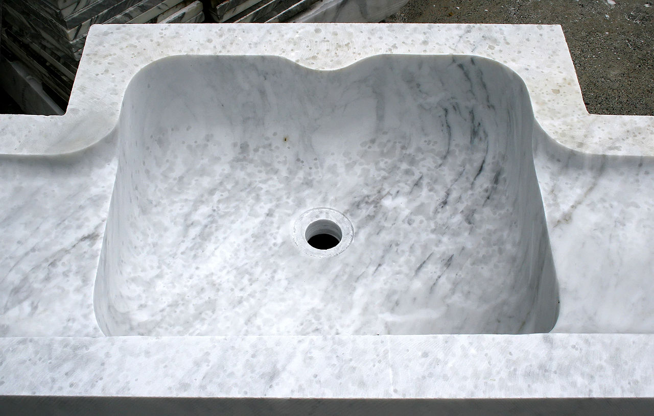 カラーラ大理石,洗面台